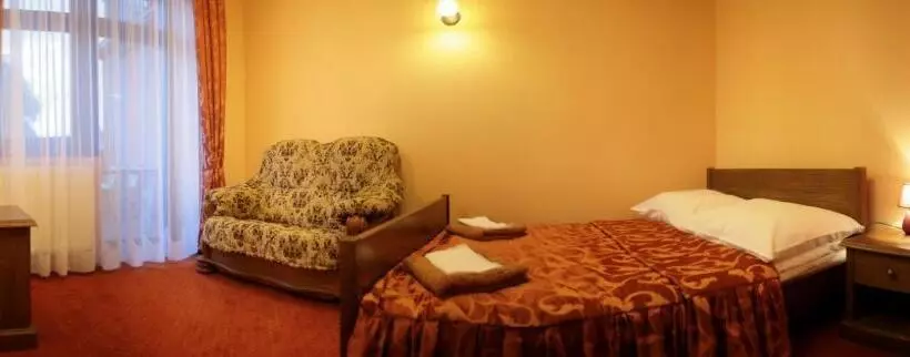 Hotel Dwór Jur Gast