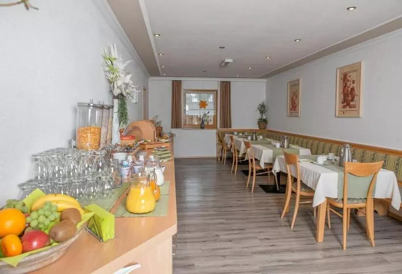 Отель Garni Hopfengold