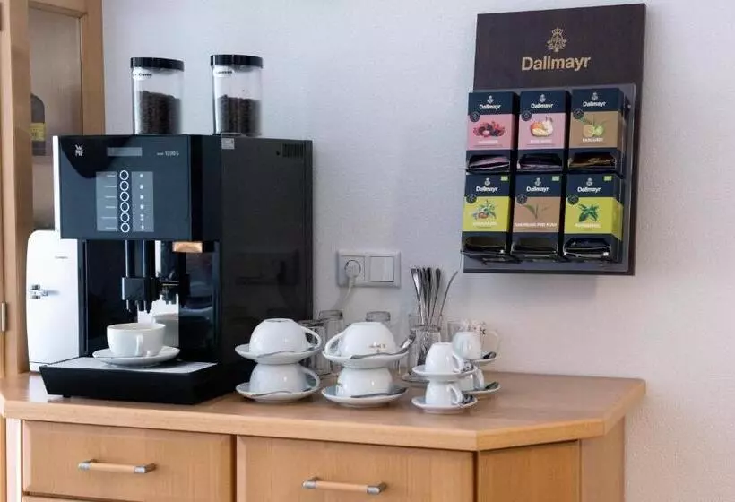 Отель Garni Hopfengold