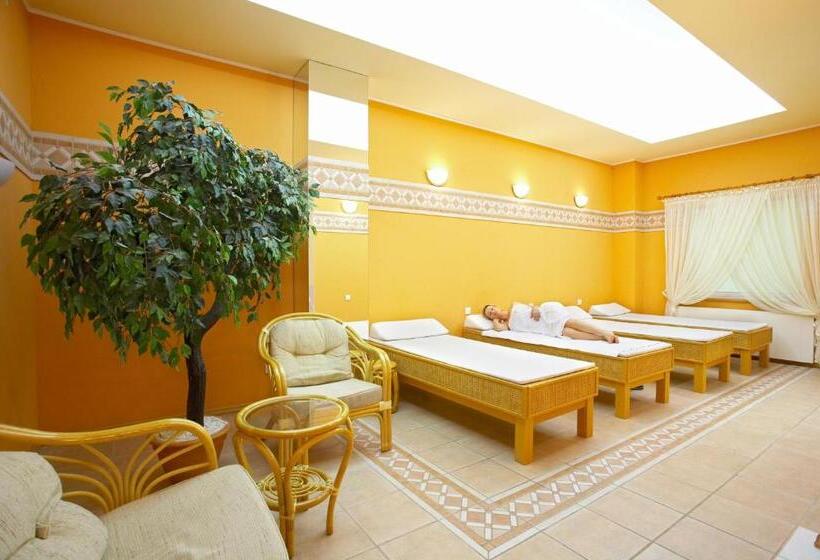 호텔 Geovita Dąbki