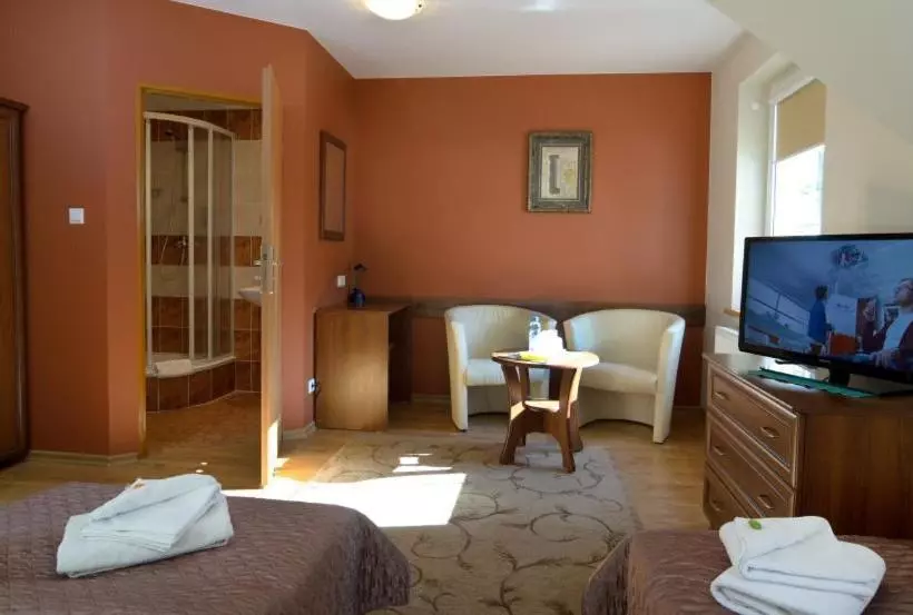 Hotell Ik Gościniec Pod Sosnami Drzonków