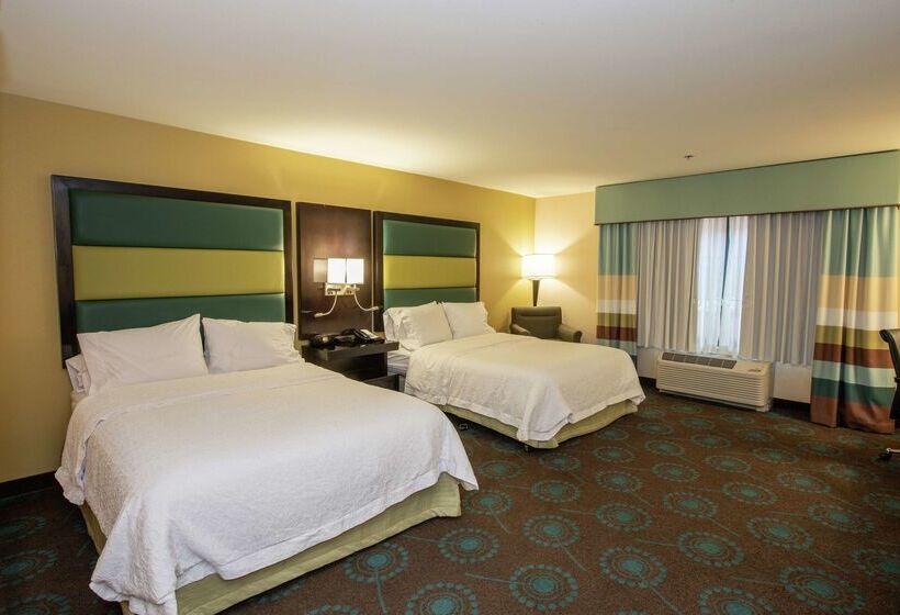 Отель Hampton Inn & Suites Salt Lake City/farmington