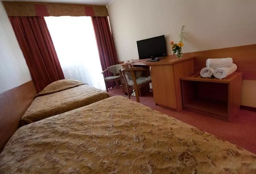 בית מלון כפרי Jantar Medical Spa