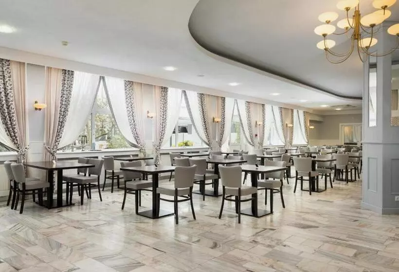 בית מלון כפרי Jantar Medical Spa