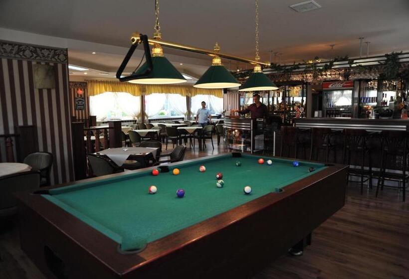 בית מלון כפרי Jantar Medical Spa