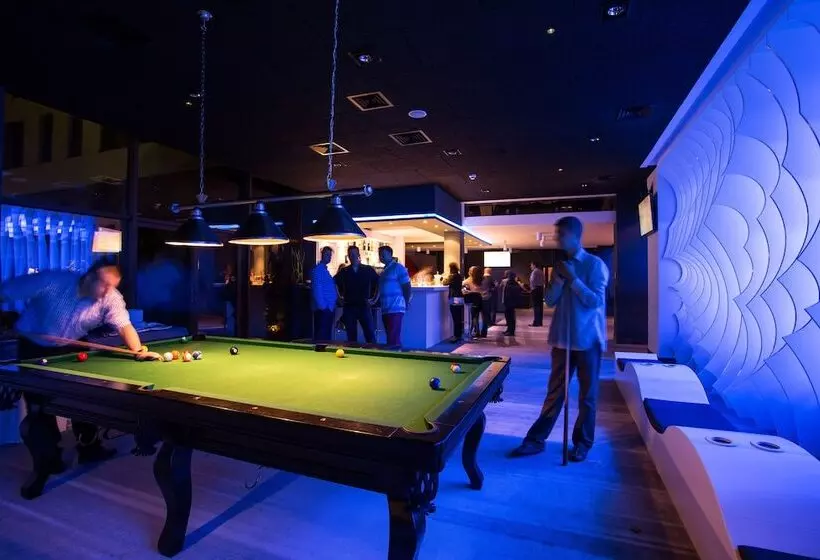 בית מלון כפרי Narvil Conference & Spa