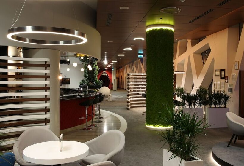 בית מלון כפרי Narvil Conference & Spa