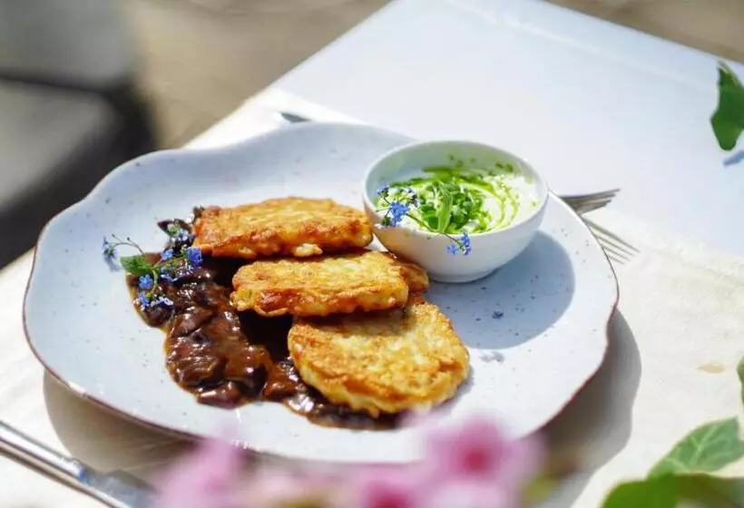 Hotelli Pensjonat Kazimierski