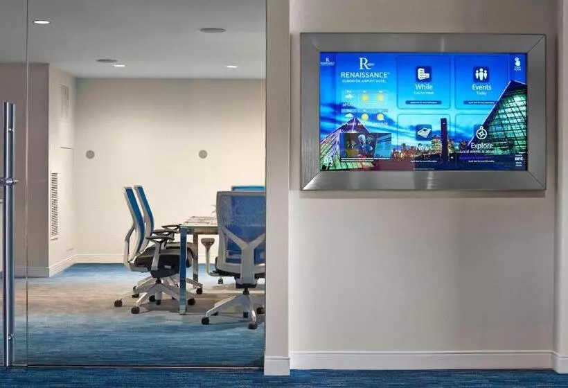 Hotel Renaissance Edmonton Airport