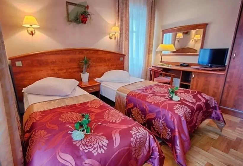 호텔 Restauracja Caspar