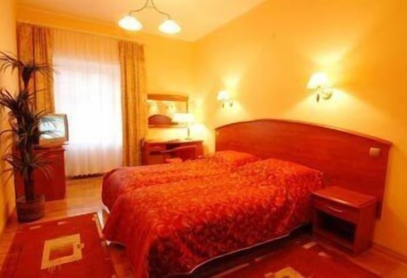 ホテル Restauracja Caspar