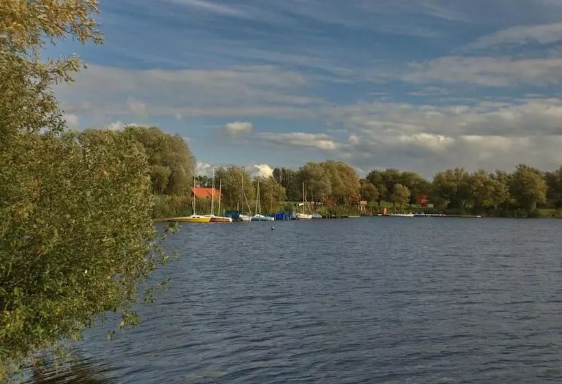 Отель Seeblick Garni