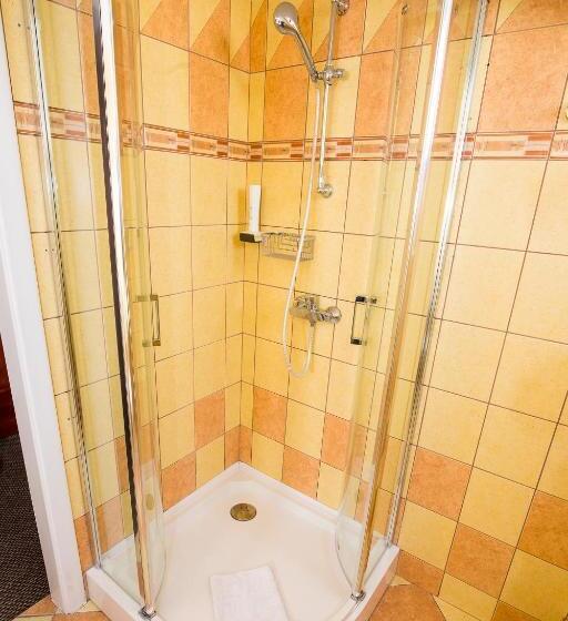 Hotel Tinódi Fogadó