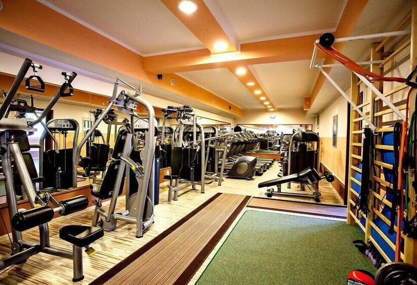 فندق Villa Centrum Młodości