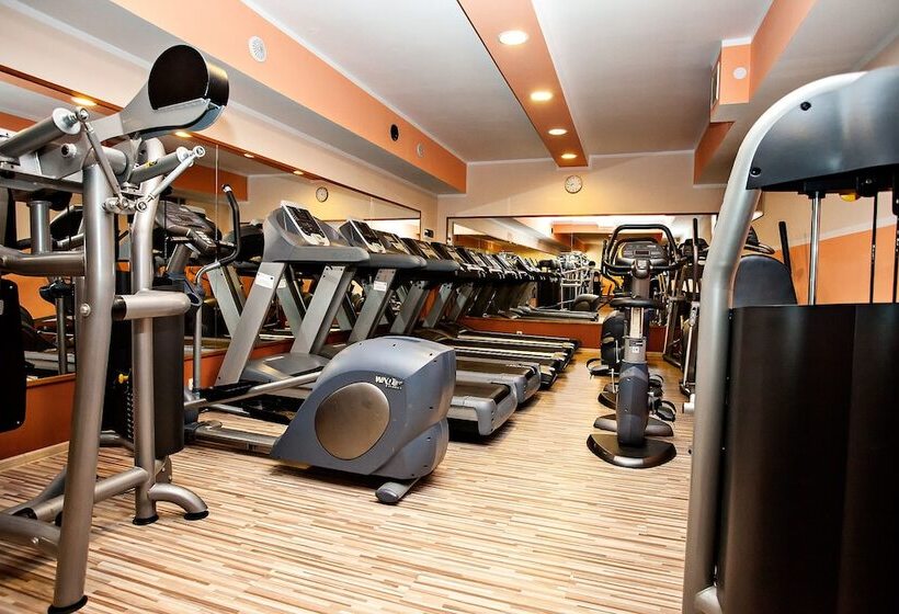 فندق Villa Centrum Młodości