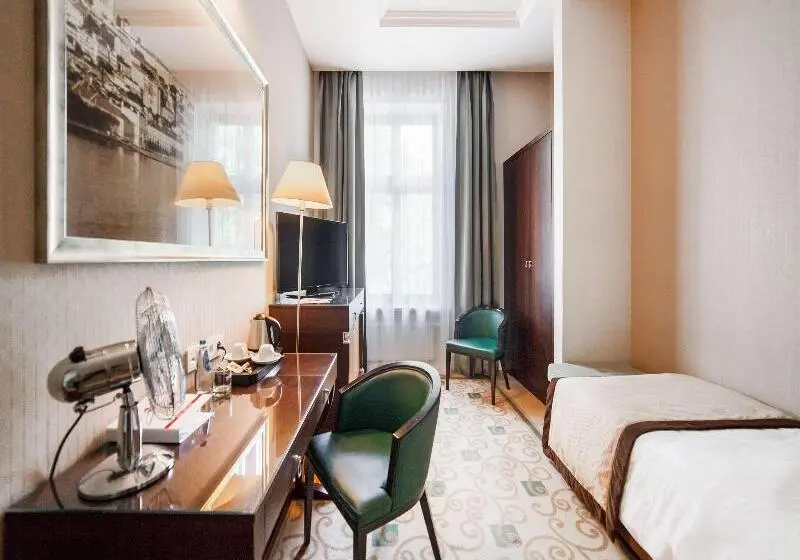 Hotelli Villagarden Dyplomat