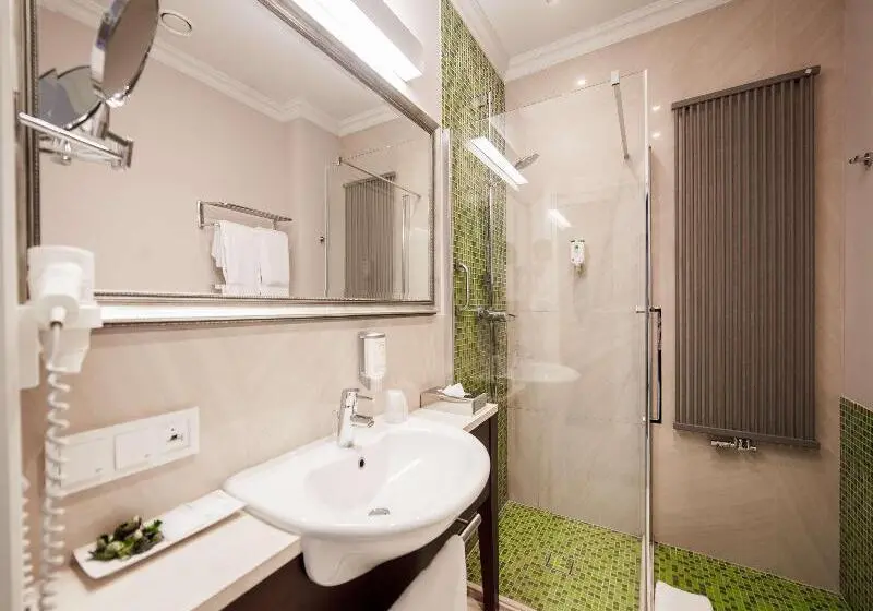 Hotelli Villagarden Dyplomat