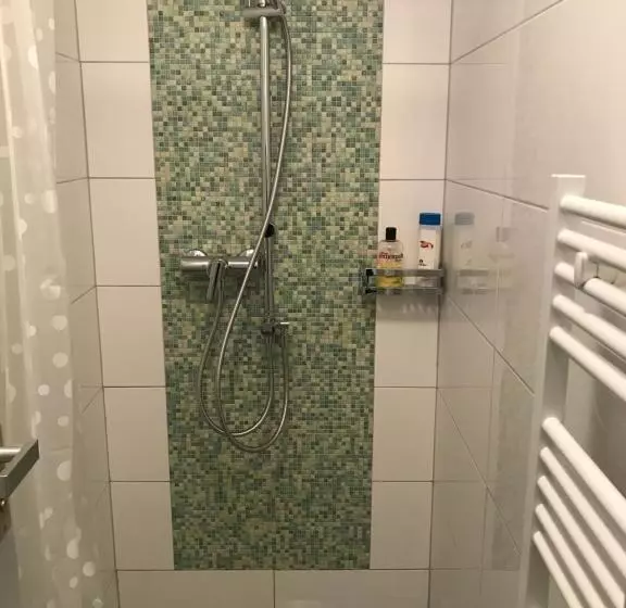 Отель Zur Goldenen Sonne