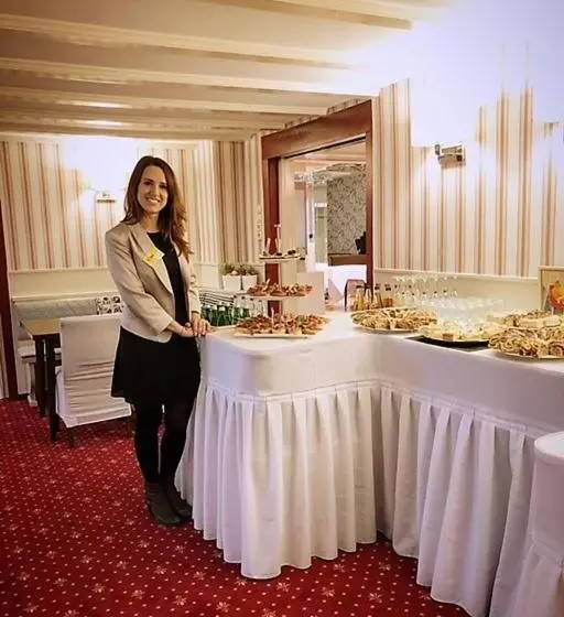 Отель Zur Goldenen Sonne