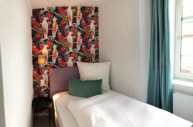 Отель Zur Goldenen Sonne