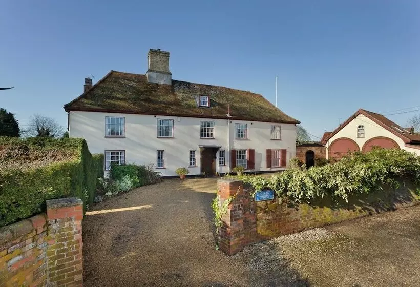 ベッドアンドブレックファースト Haughley House