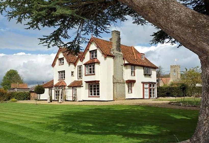 Bed and Breakfast Haughley House