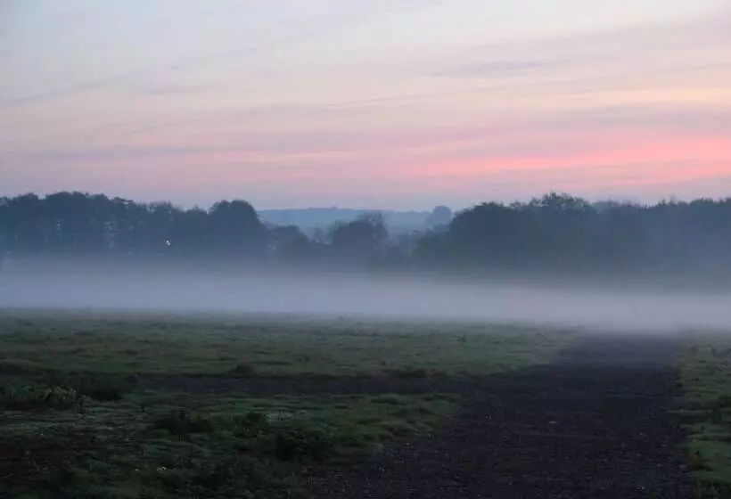 ベッドアンドブレックファースト Haughley House