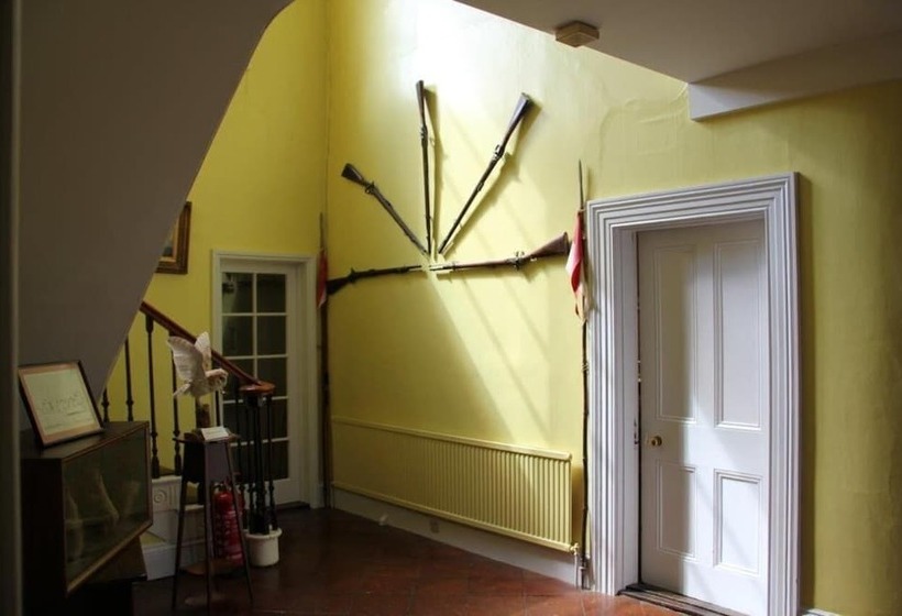 Bed and Breakfast Haughley House