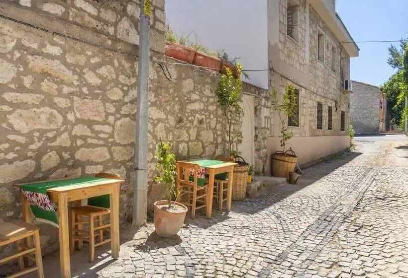 هتل Bo Alacati