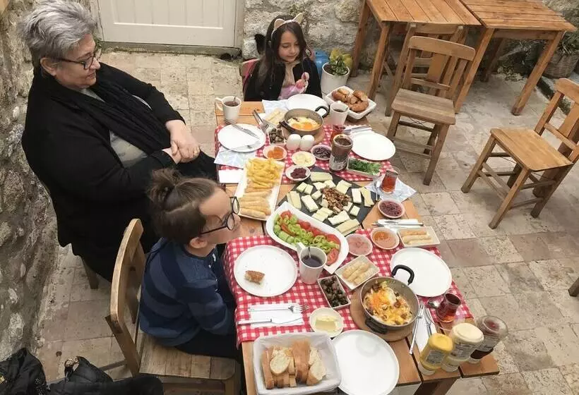 هتل Bo Alacati