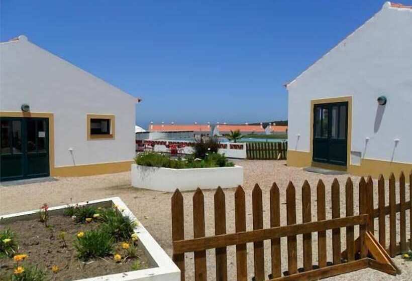 Отель Monte Carvalhal Da Rocha