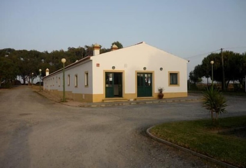 Отель Monte Carvalhal Da Rocha