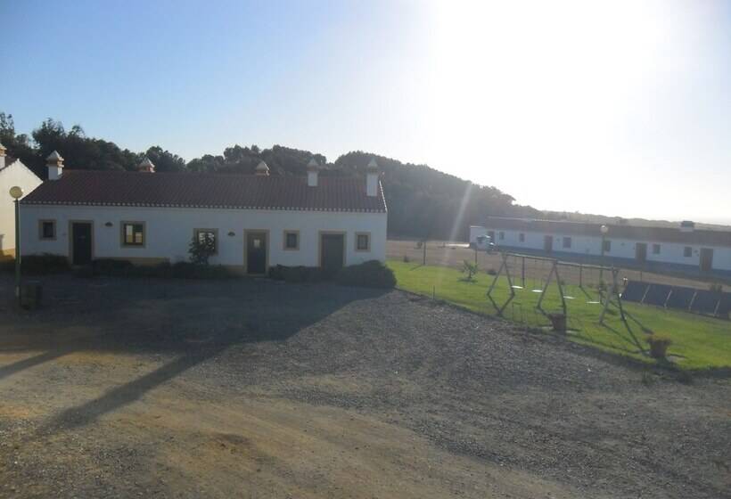 Отель Monte Carvalhal Da Rocha