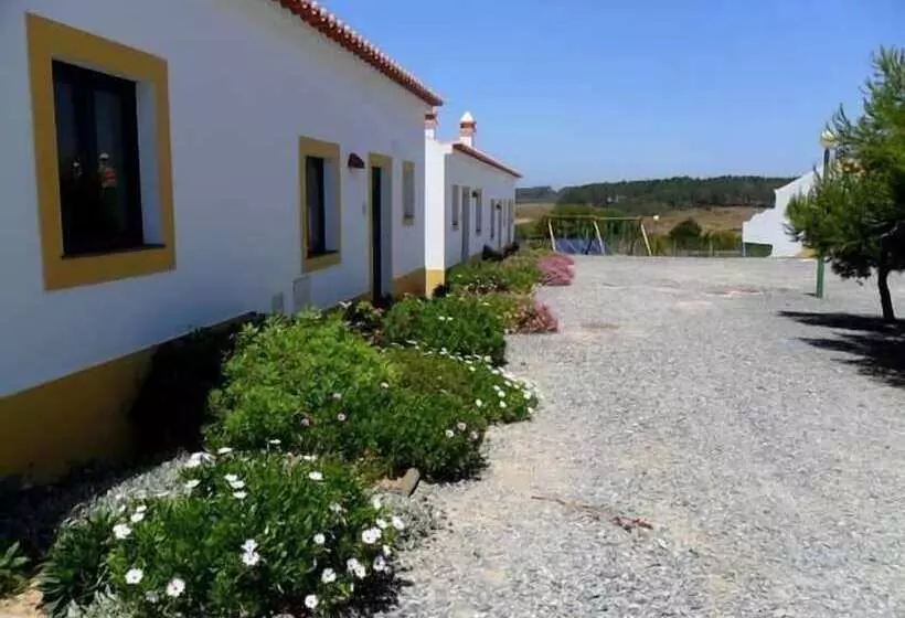 هتل Monte Carvalhal Da Rocha