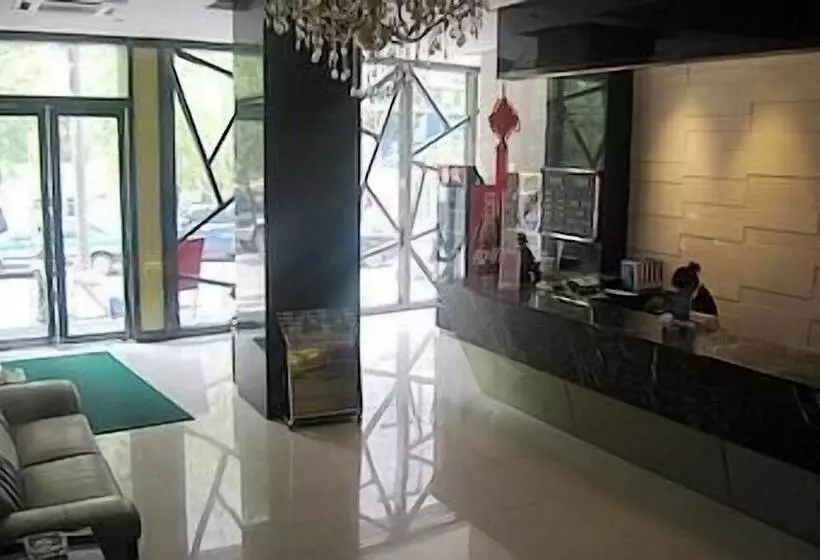 هتل Xining Communications Business