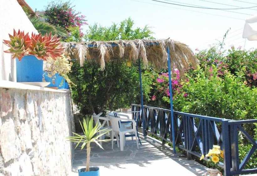 Pensionat Aigaio Rooms And Studios