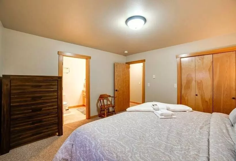 65gs   Hot Tub   Wi Fi   Pets Ok   Bbq