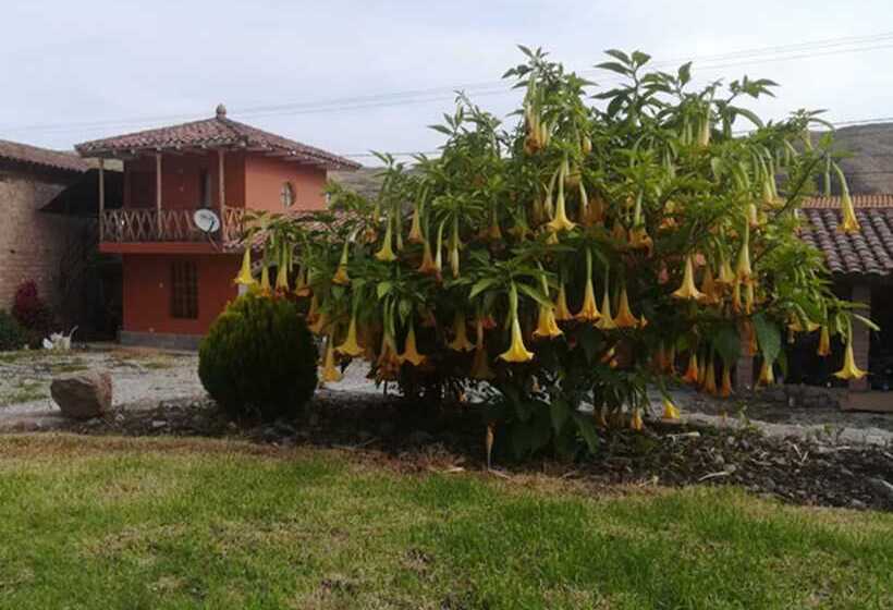 تختخواب و صبحانه Casa Redonda Lodge