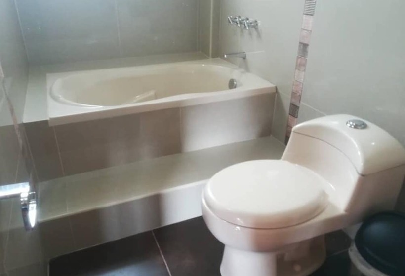 تختخواب و صبحانه Casa Redonda Lodge