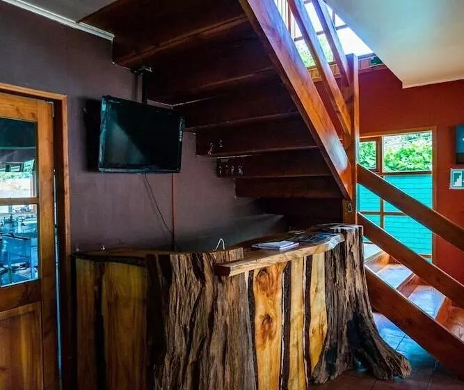 Hosteria Tricahue   Hostel