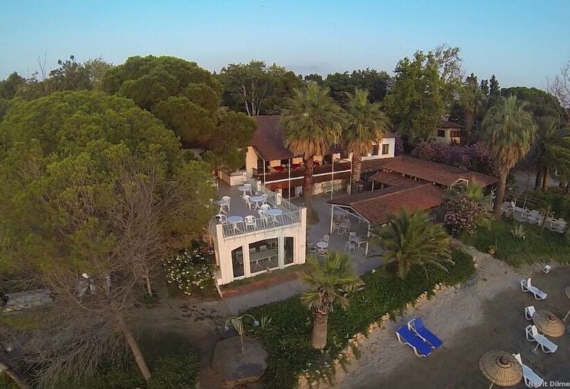 هتل Altin Camp & Park