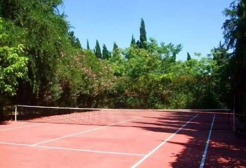 ホテル Altin Camp & Park