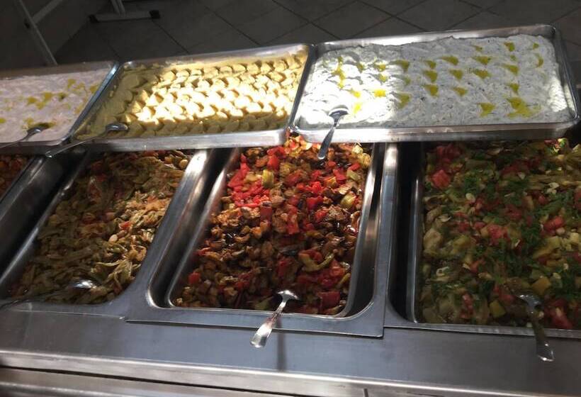 هتل Altin Camp & Park