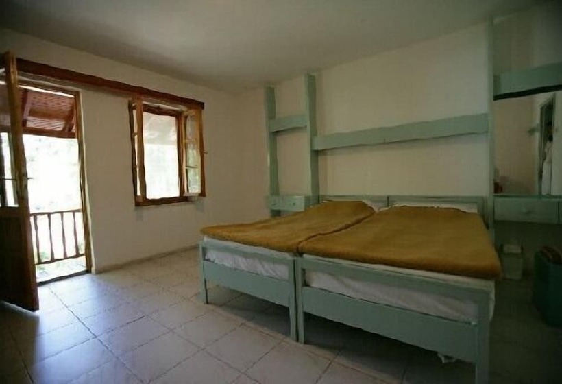 هتل Altin Camp & Park