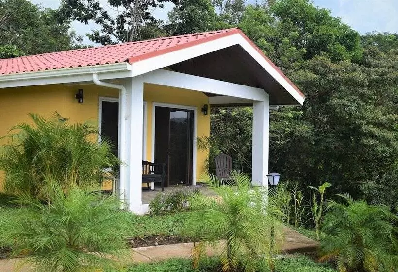 ホテル Lake Gardens Arenal Villas