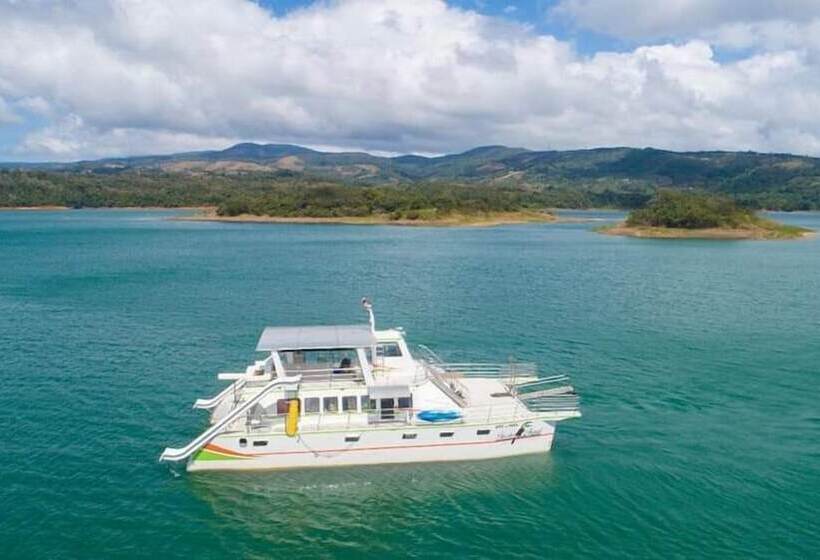 酒店 Lake Gardens Arenal Villas