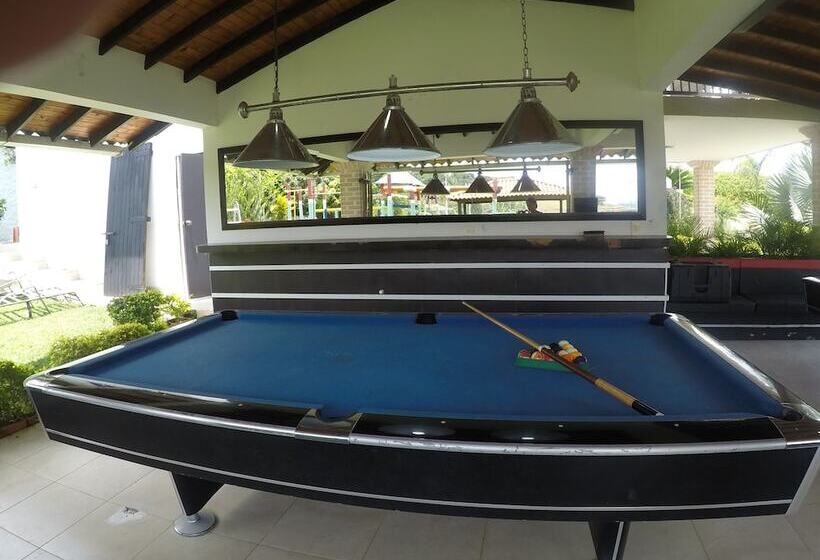 فندق Mansion Del Lago Calima