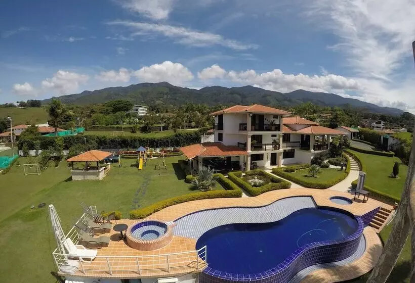 ホテル Mansion Del Lago Calima