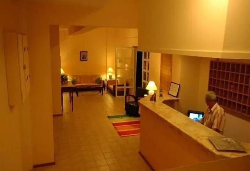 ホテル Polat Riva