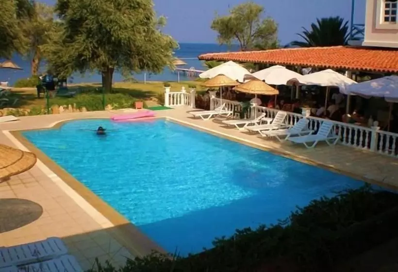 ホテル Polat Riva